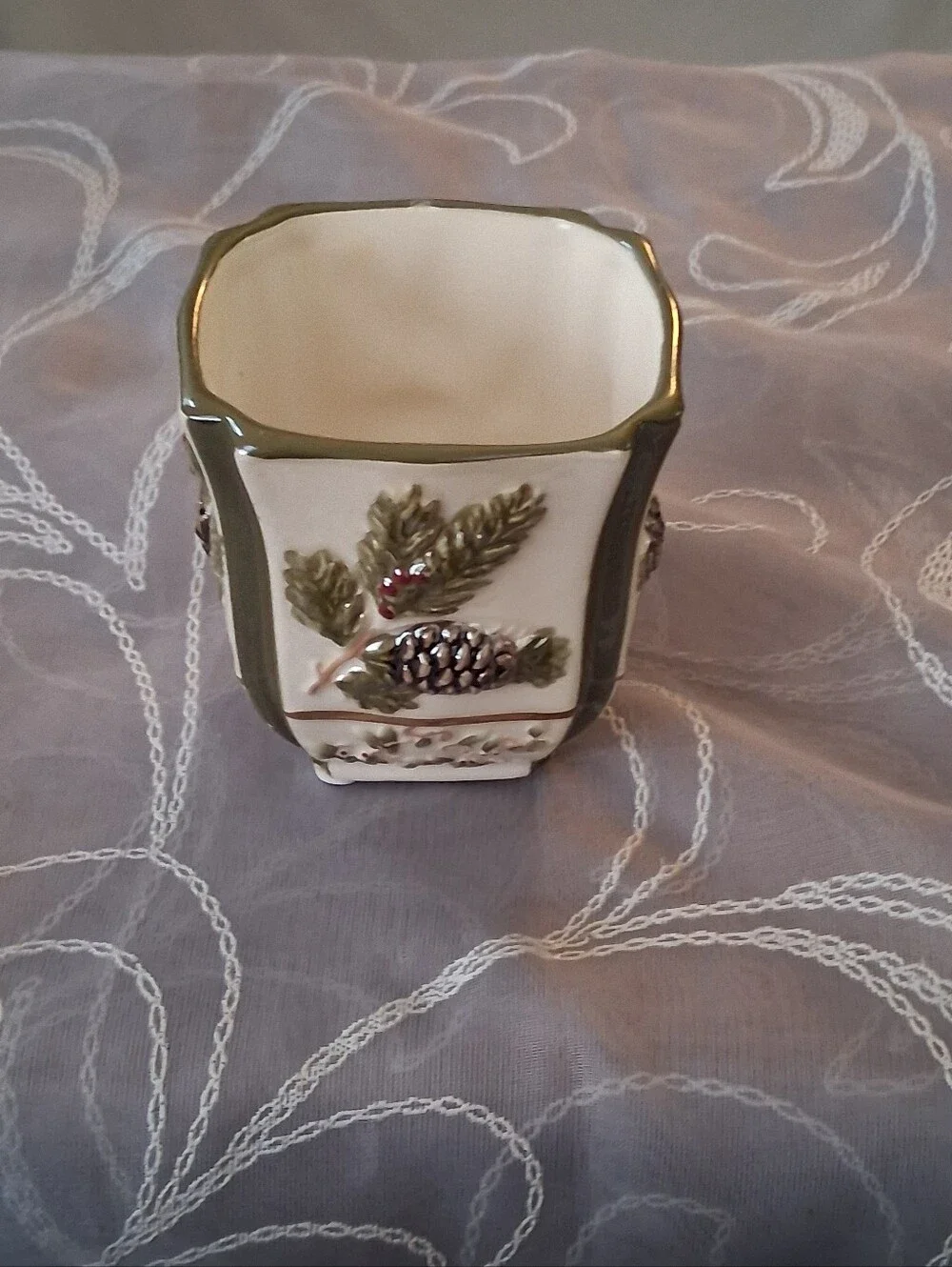 Vintage (1998-2002) Yankee Candle Ceramic Pinecone Votive Holder